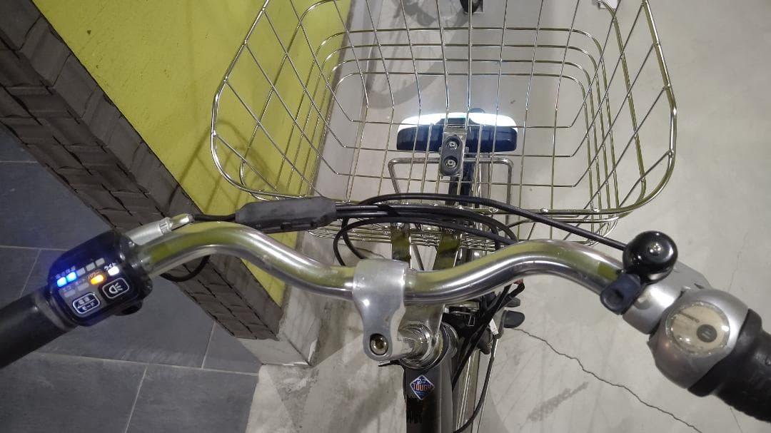 アルベルトe　27インチ　回生充電機能付　電動自転車　ブリヂストン