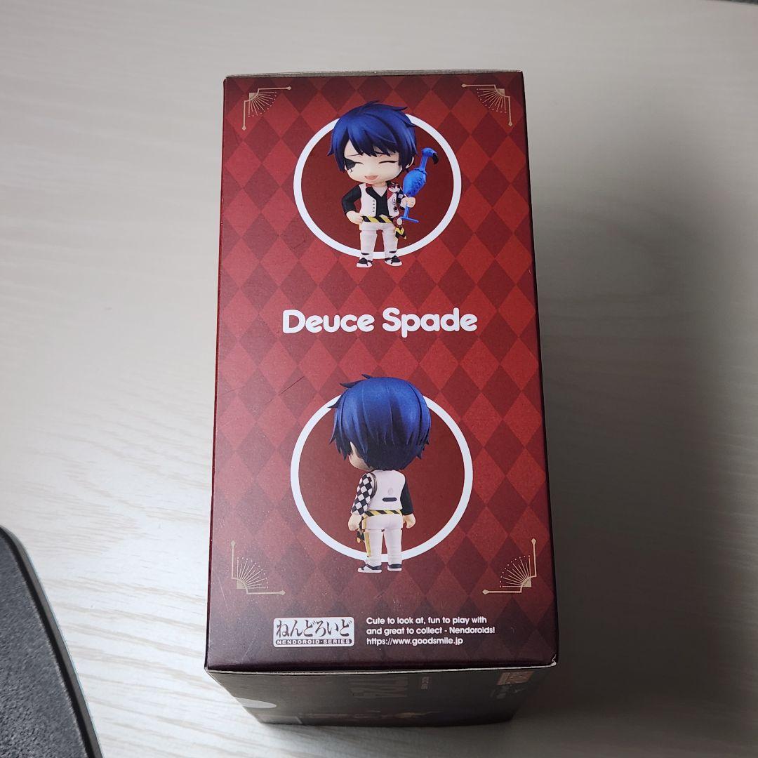 ツイステ 未開封 箱に難あり デュース ねんどろいど 缶バッジ ハーツラビュル