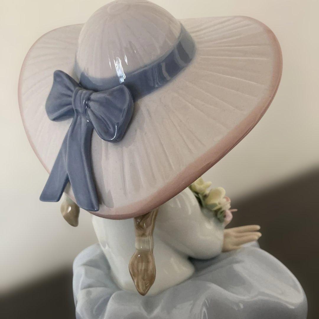 リヤドロ　LLADRO 花の香りにつつまれて　置物　オブジェ　磁器