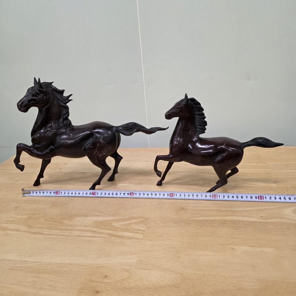 漆製 馬の彫刻 2体セット