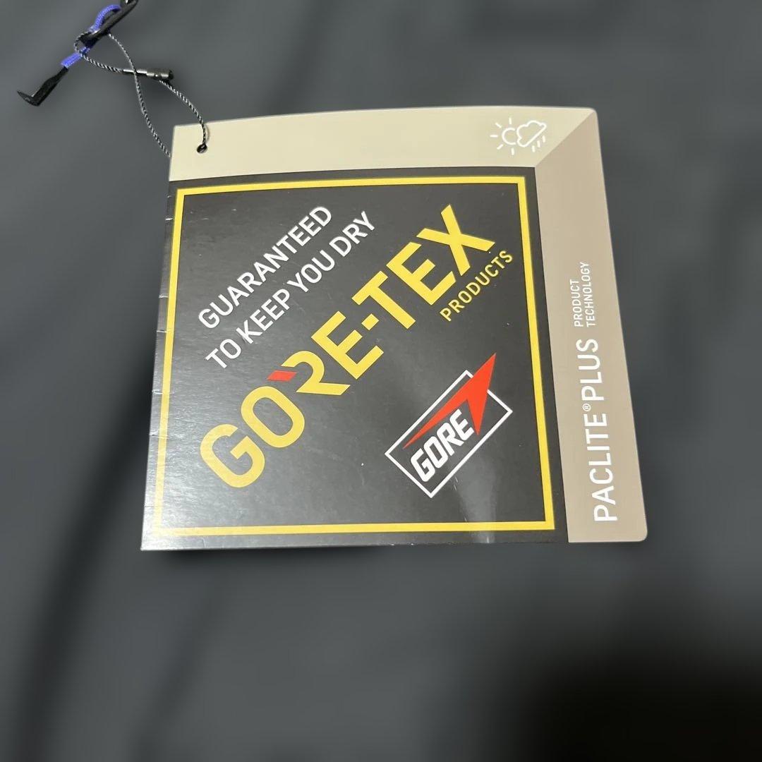 新品ダイワ　DR-1623 ゴアテックスレインウェア上下　XXL 釣り