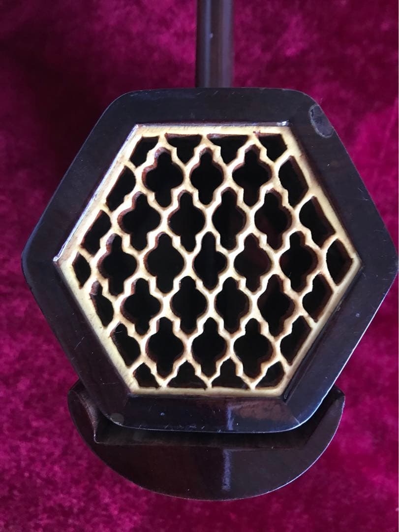 二胡★中古品★蛇本皮★音など確認済み