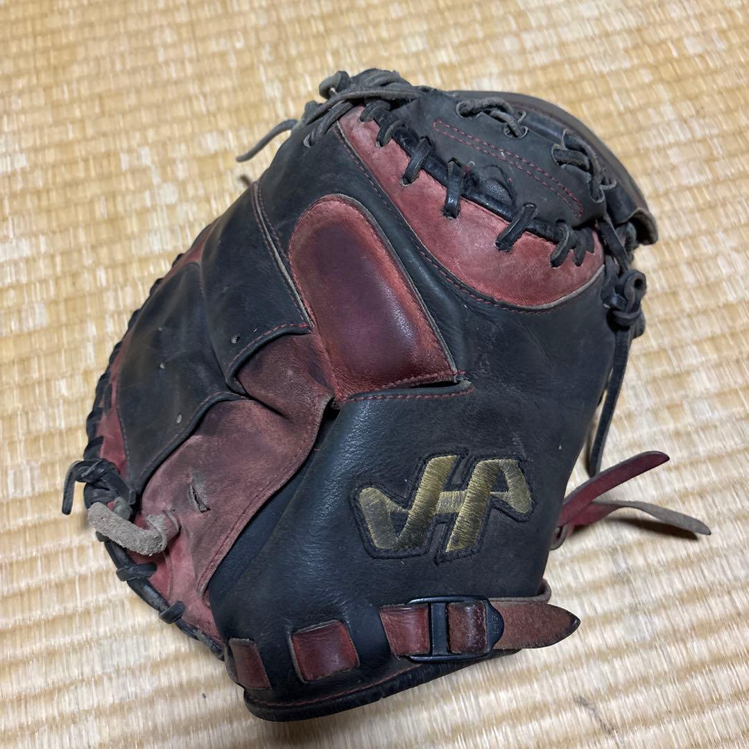 ハタケヤマキャッチャー用　甲斐モデル　軟式グローブ 黒/赤