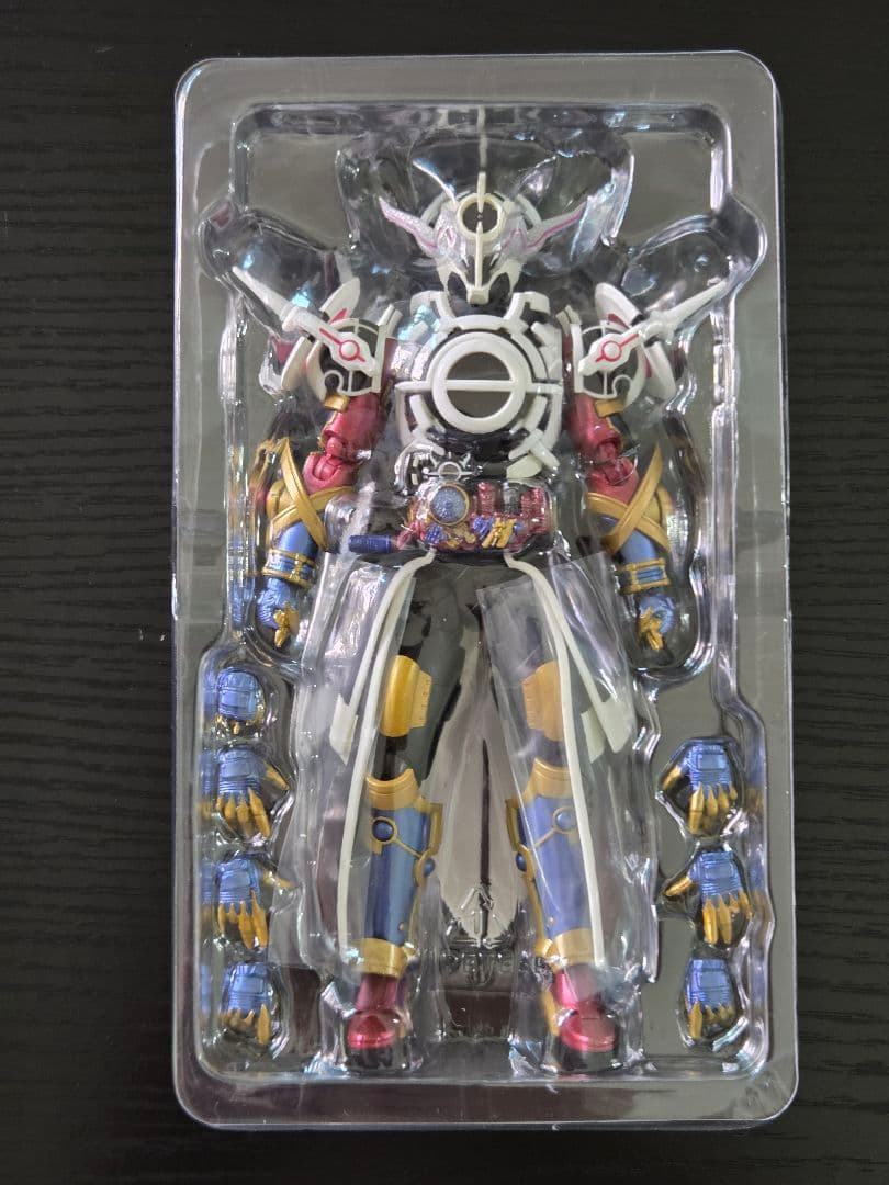 S.H.Figuarts 仮面ライダーエボル ブラックホールフォーム