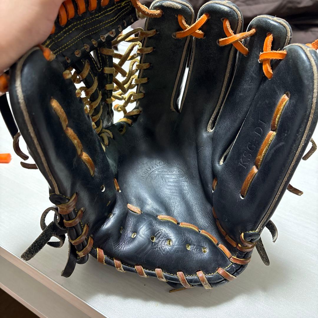 Slugger Aggressive 硬式グローブ 黒茶