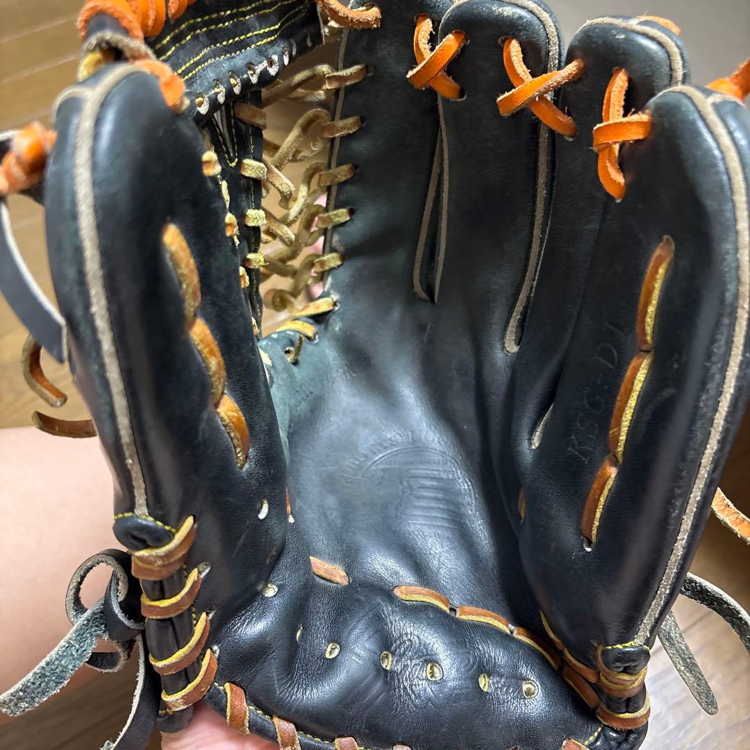 Slugger Aggressive 硬式グローブ 黒茶