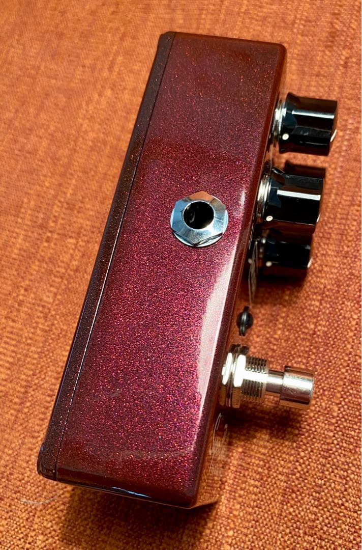 一番踏まれるMXR Super Badass Variac Fuzz