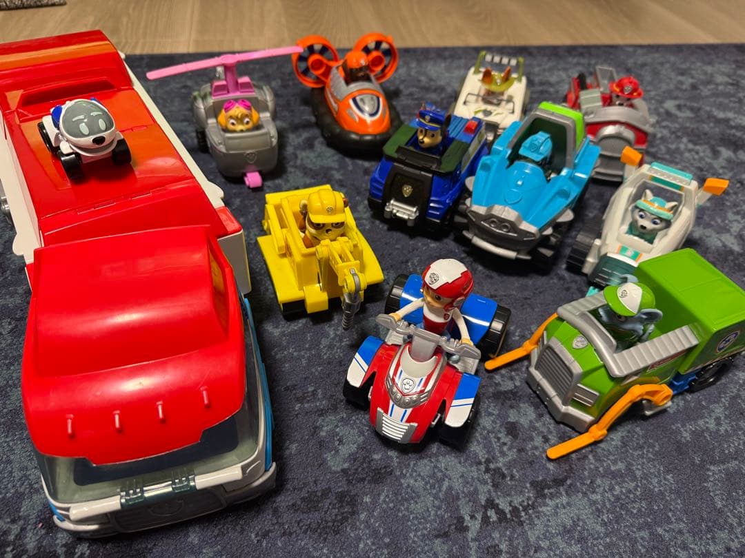 パウパトロール　ベーシックヴィークル&パウパトローラー