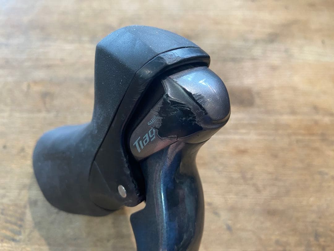 シマノ　ティアグラ　ST-4700 左右セット　カバー新品　送料込み2×10速