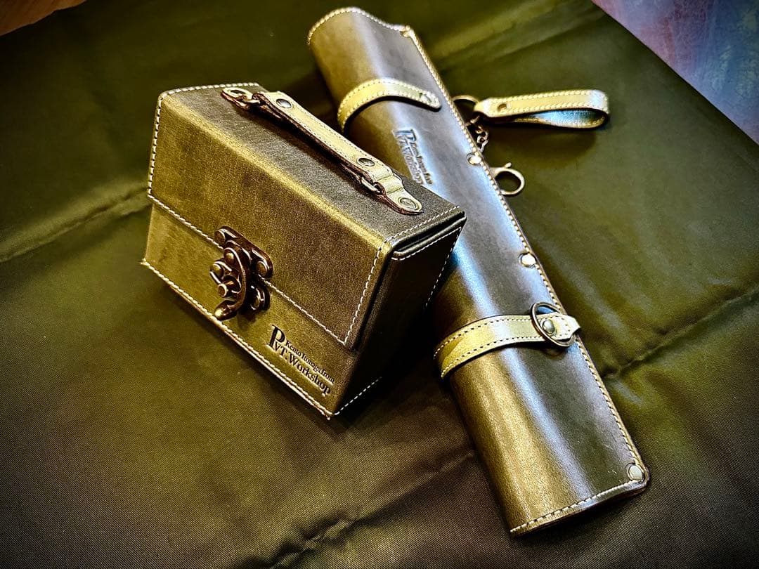 Pvt.Workshop 極CL 本革　デッキケース プレマケース