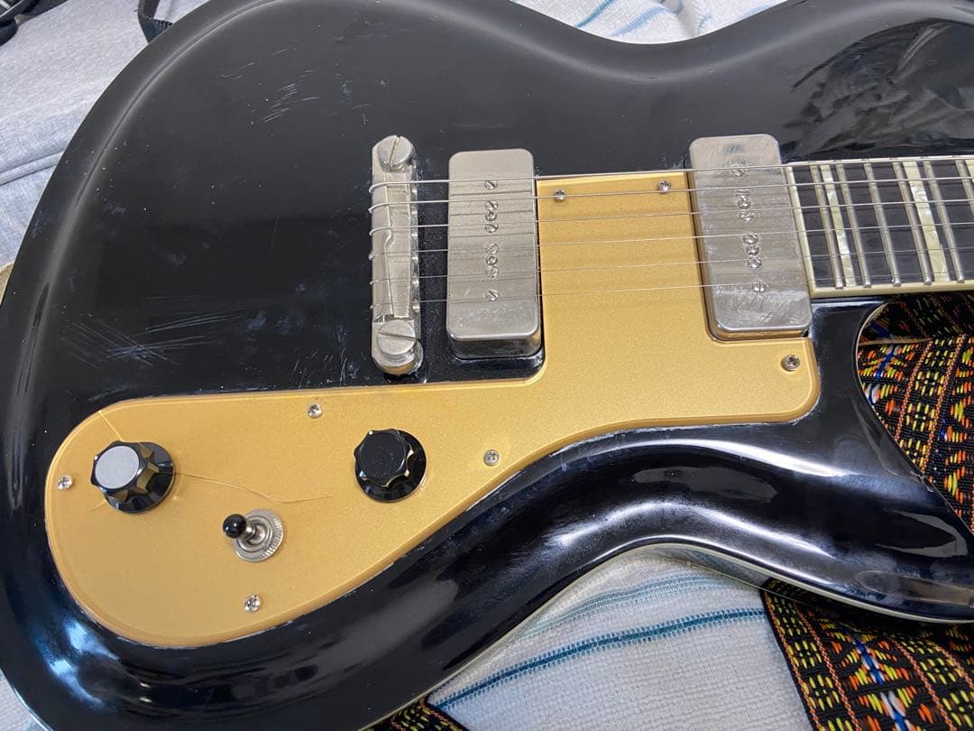 Rivolta Guitars COMBINATA VII/Tor •Black