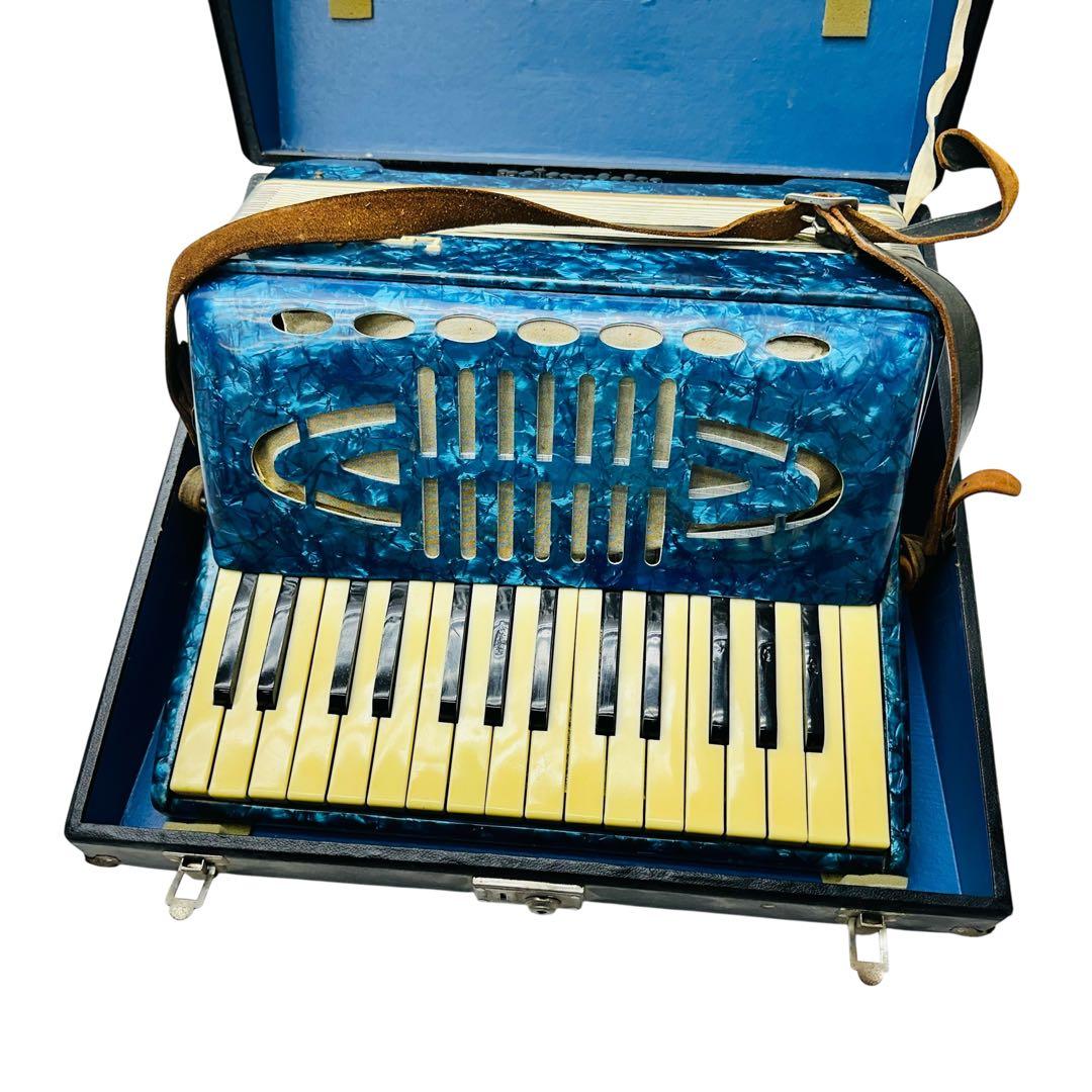 TOMBO トンボ　アコーディオン　NO181