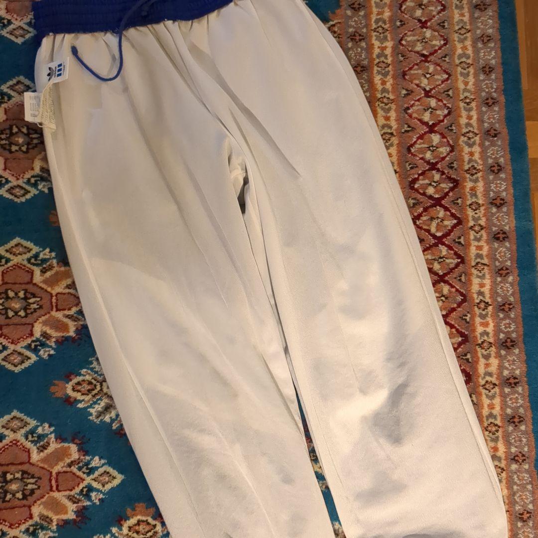 adidas ヴィンテージ　ウィンドブレーカー　スウェーデン代表　おまけ付き