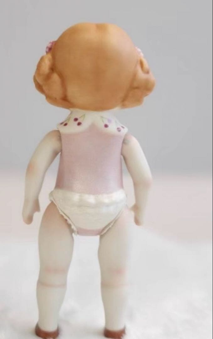 アーティスト作品　ビスクドール　9.5cm