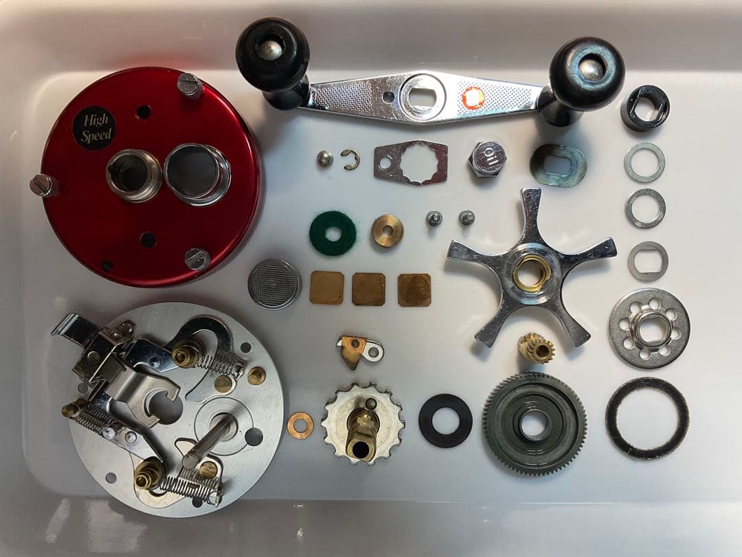 元箱付 ABU アンバサダー 4500 メンテ済 フレーム修正済 チェリーレッド