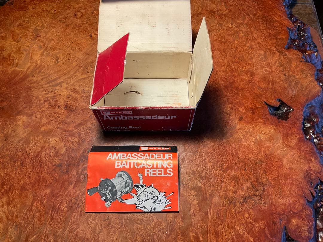 元箱付 ABU アンバサダー 4500 メンテ済 フレーム修正済 チェリーレッド