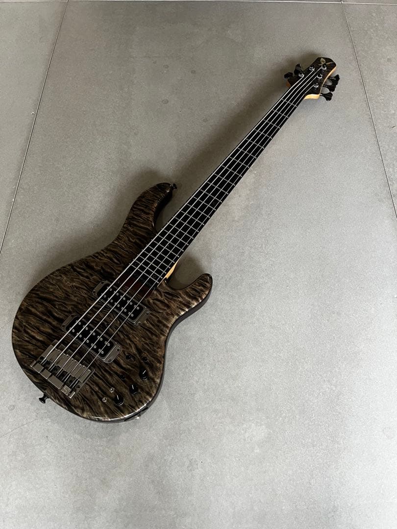 STR LS549 ５弦ベース