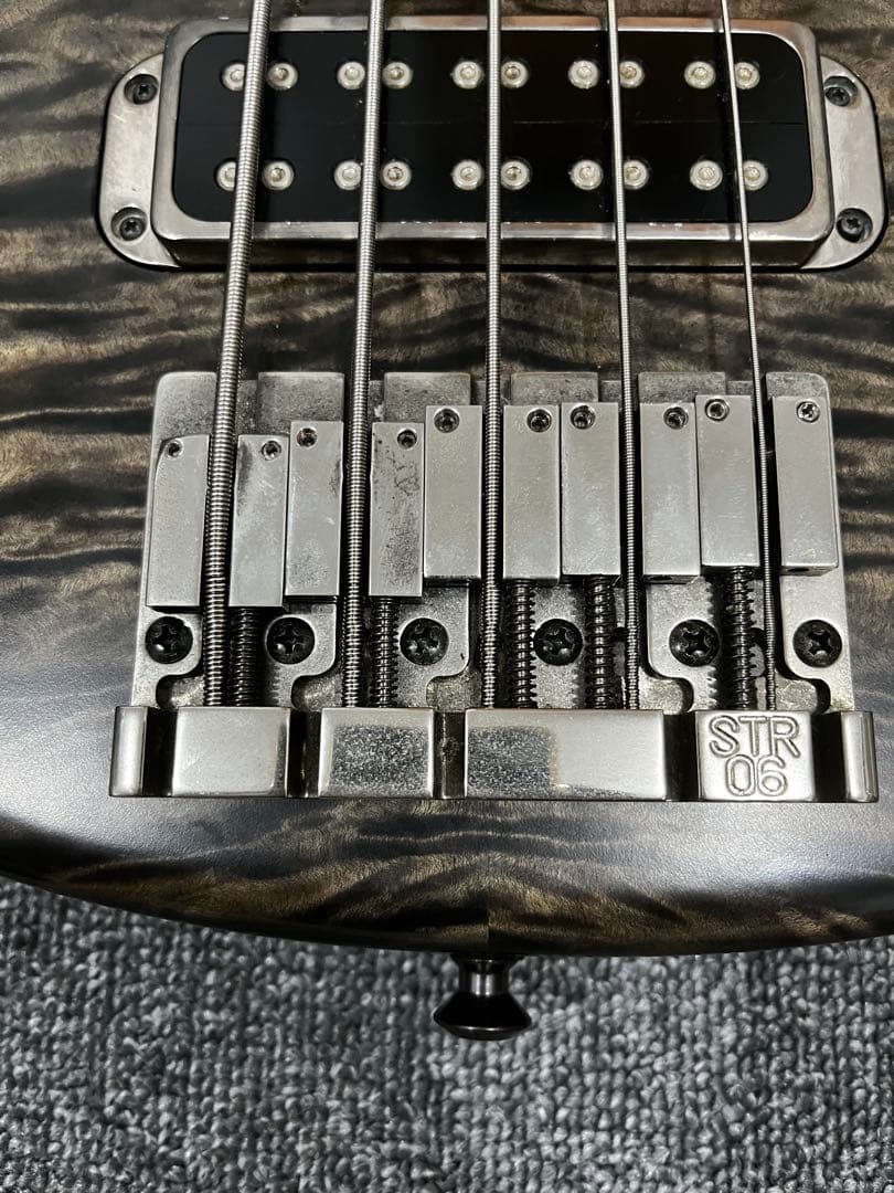 STR LS549 ５弦ベース