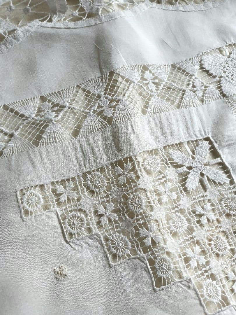 フランスアンティーク　ボビンレース　whiteテーブルクロス