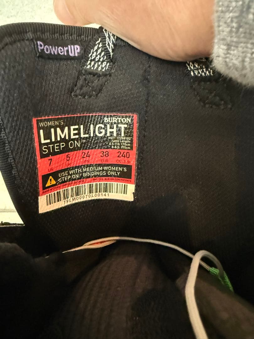 Burton、ウィメンズ、ライムライト、ステップオン、24cm、中古