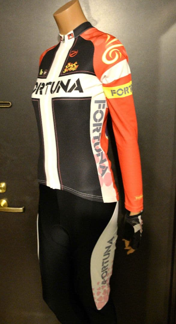 ろんぐらいだぁす！サーモジャケット＋サーモビブタイツ XSサイズ