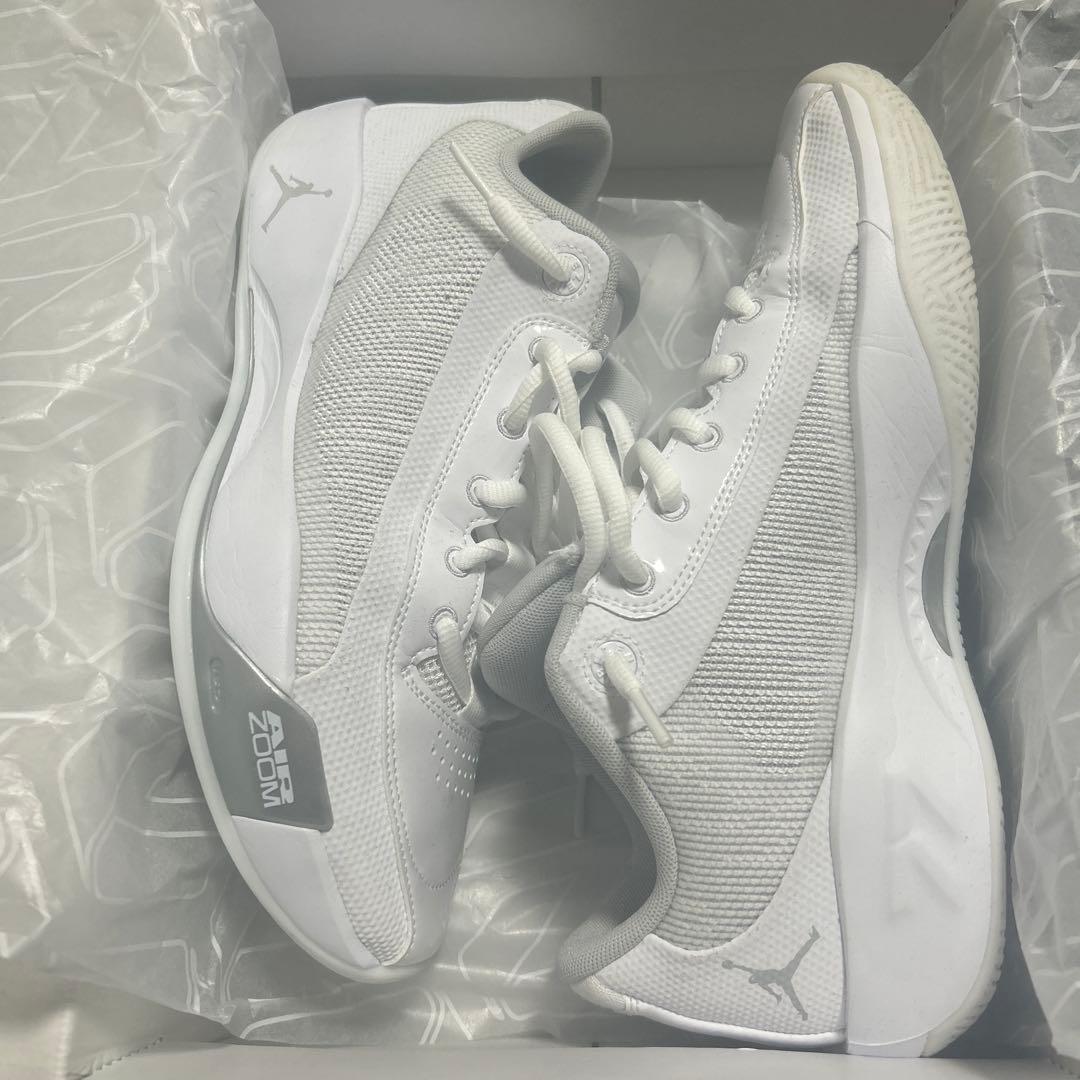 Nike Zoom バスケットボールシューズ ホワイト