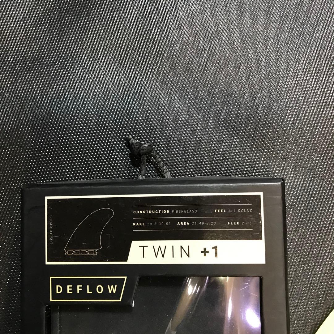 DEFLOW TWIN +1 サーフボードフィン　定価2万1800円￼はこなし