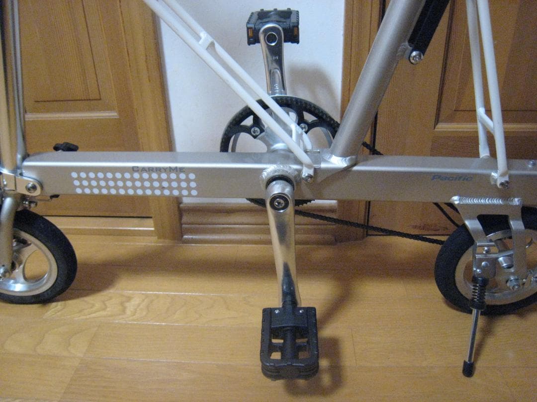【程度良】キャリーミー(Carry me) ８インチ折りたたみ自転車 シルバー