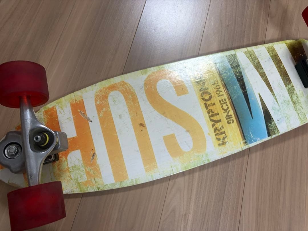 ★送料無料★お洒落　クリプトニクス　サーフスケートボード　陸トレ