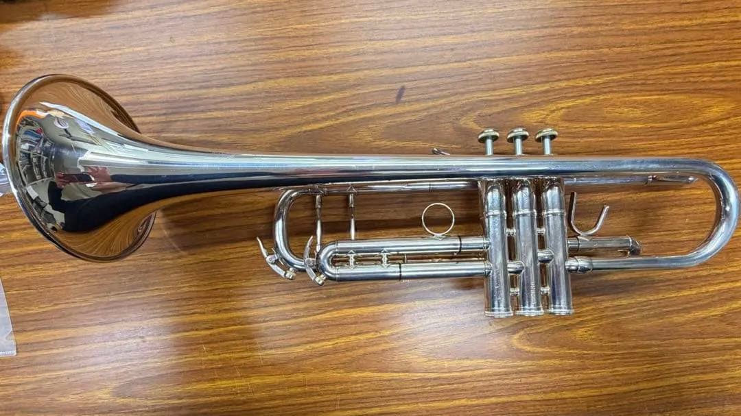 B♭トランペット　B&S challenger 3137/2