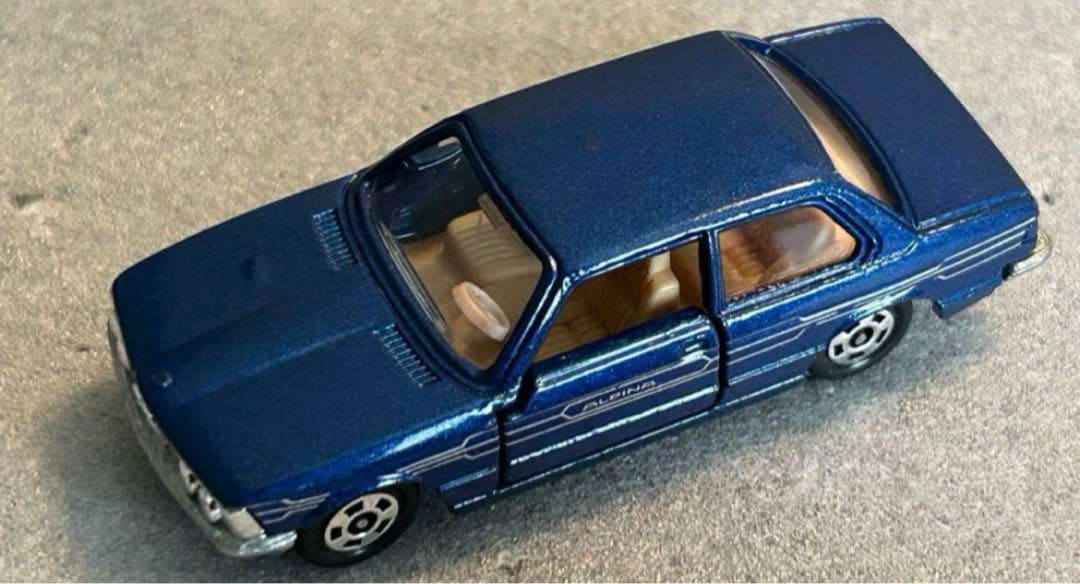 トミカ  320i 2台セット