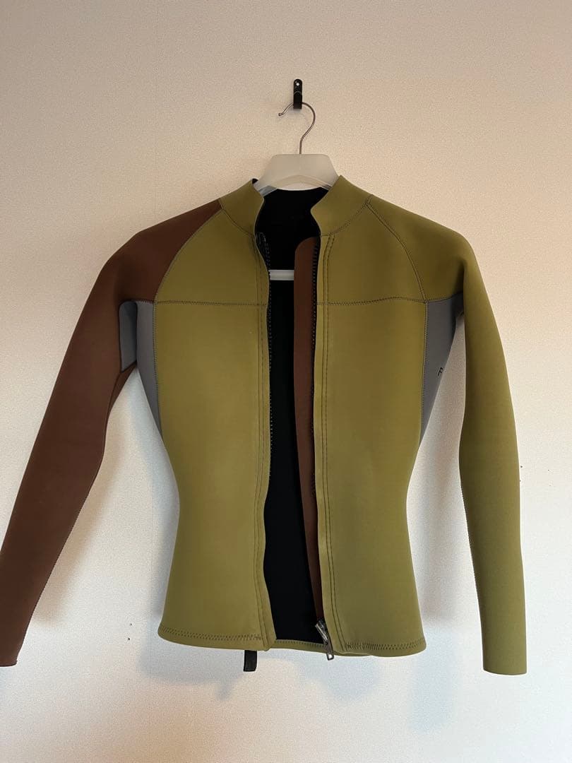 Bewet製 ウエットスーツ タッパー ジャケット