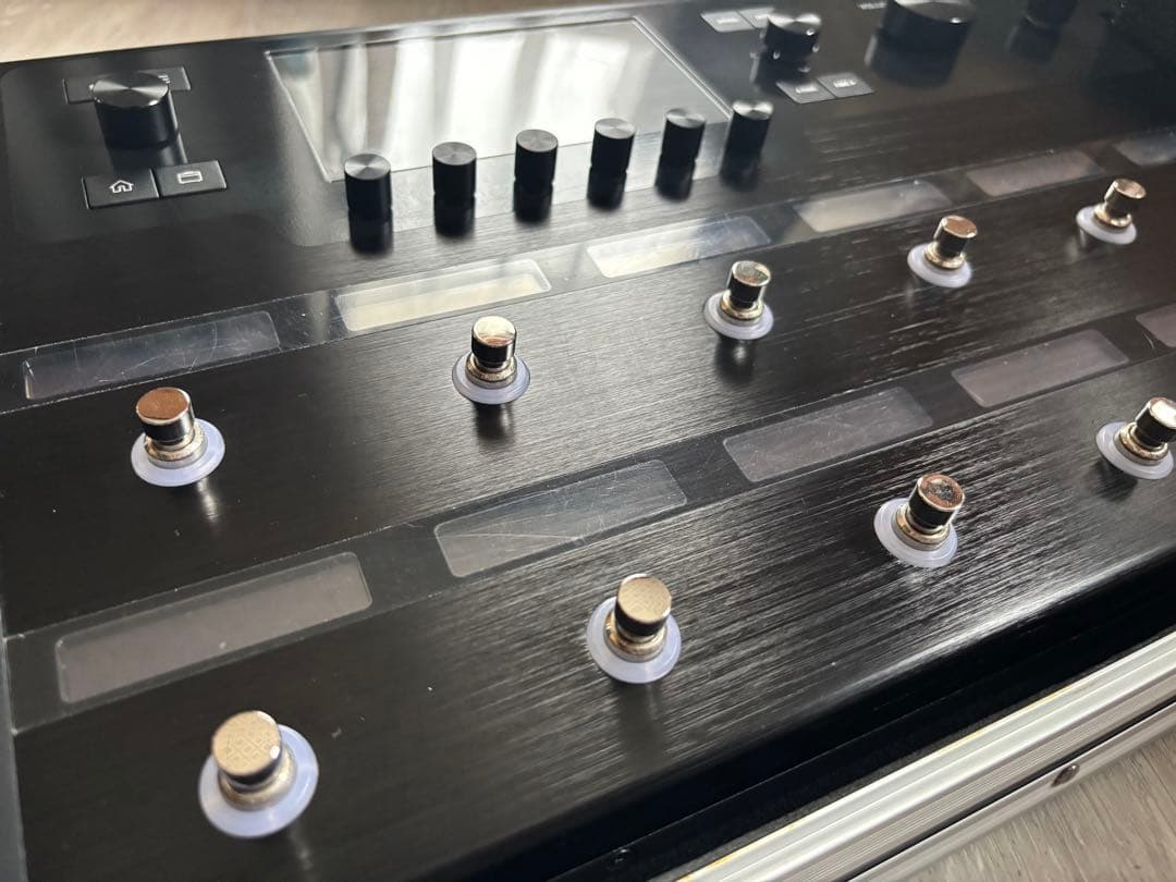 LINE6 Helix Floor エフェクターケース付き