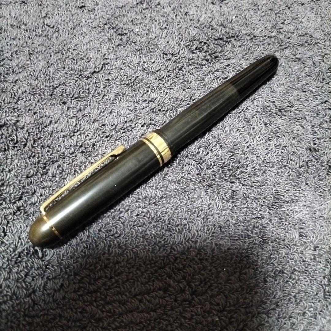 14K プラチナム　黒色プラスチック万年筆
