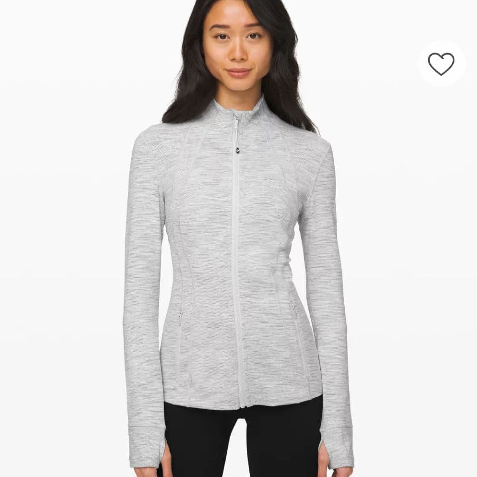 【極美品】ルルレモン　クロップDefineジップアップスウェットジャケット 8