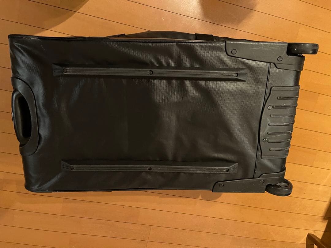 デサント スキー用キャリーバッグ（ブラック）ホイール付き【ほぼ新品・2回使用】