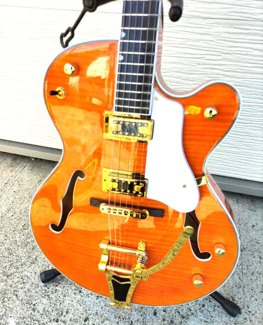 フルアコアーチトップギター③　オレンジ虎目トレモロアーム　ステンレスフレット