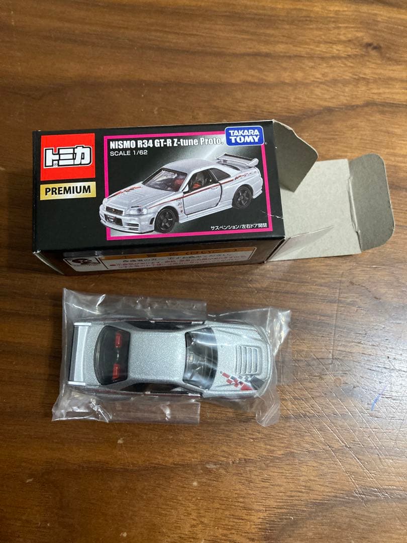 エ*氏様 トミカ プレミアム　GTR R34 Z tune