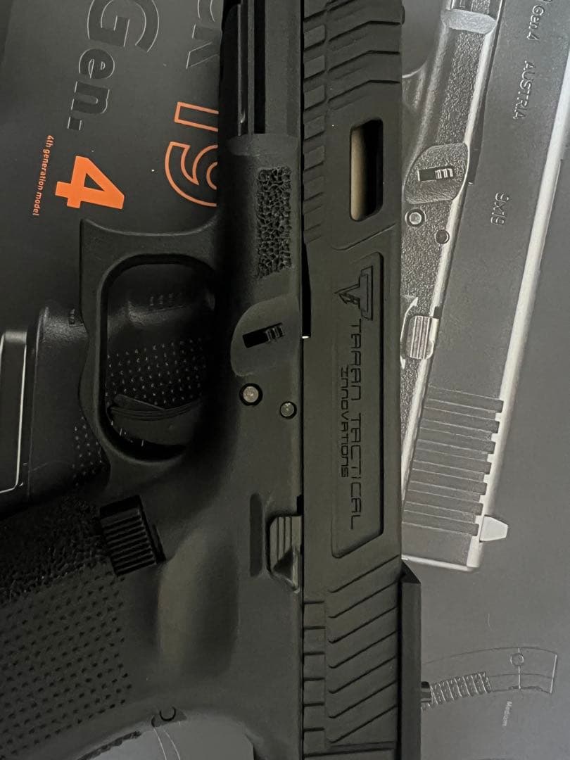 東京マルイGLOCK19Gen.4 momopapa製純正スライドカスタム