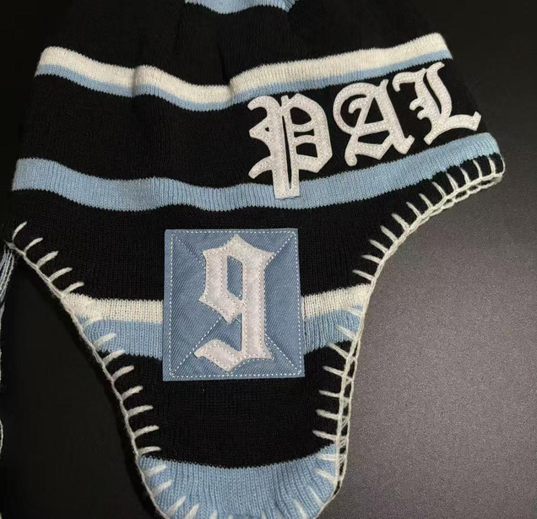 PALACE × UNION ペルビアンビーニー ブラック／ブルー