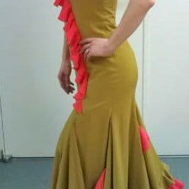 フラメンコ発表会の衣装