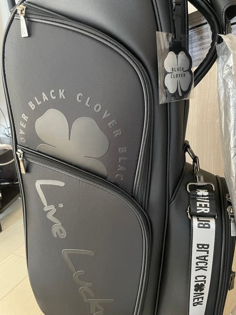 新品未使用　人気のBLACK CLOVER キャディバッグ ブラック