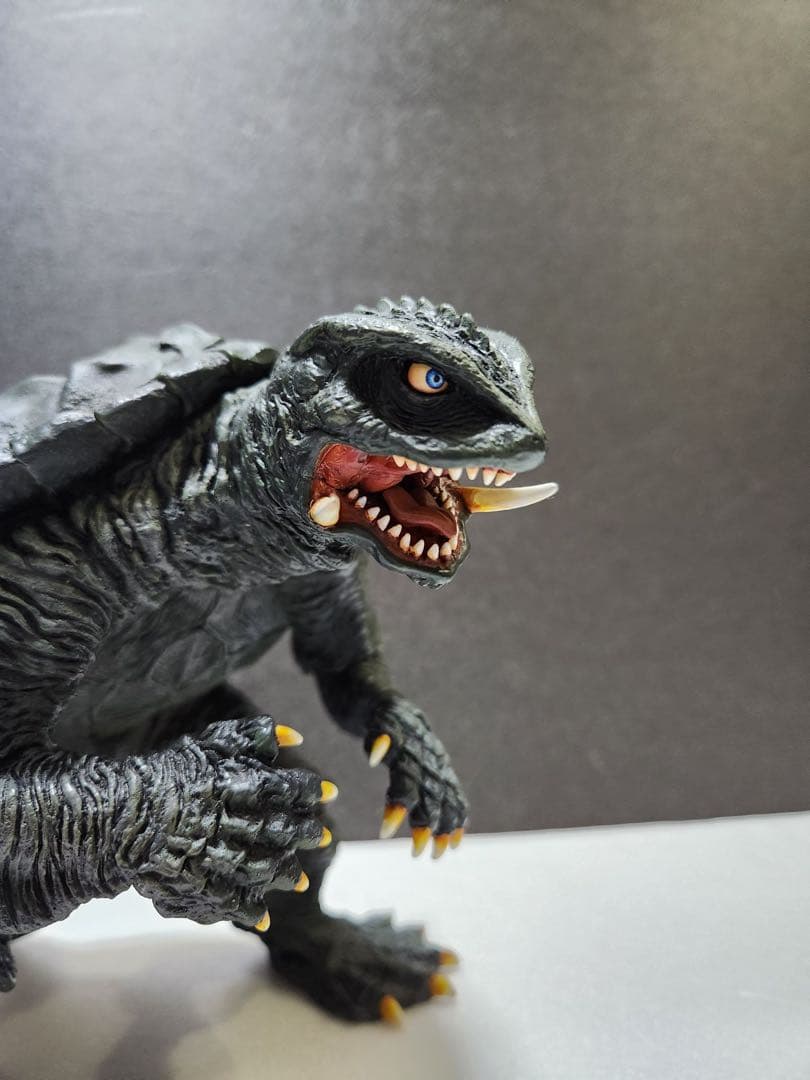 【プロ完成品】超レア！　海洋堂　ガメラ２　レギオンタイプ　ソフビ フィギュア