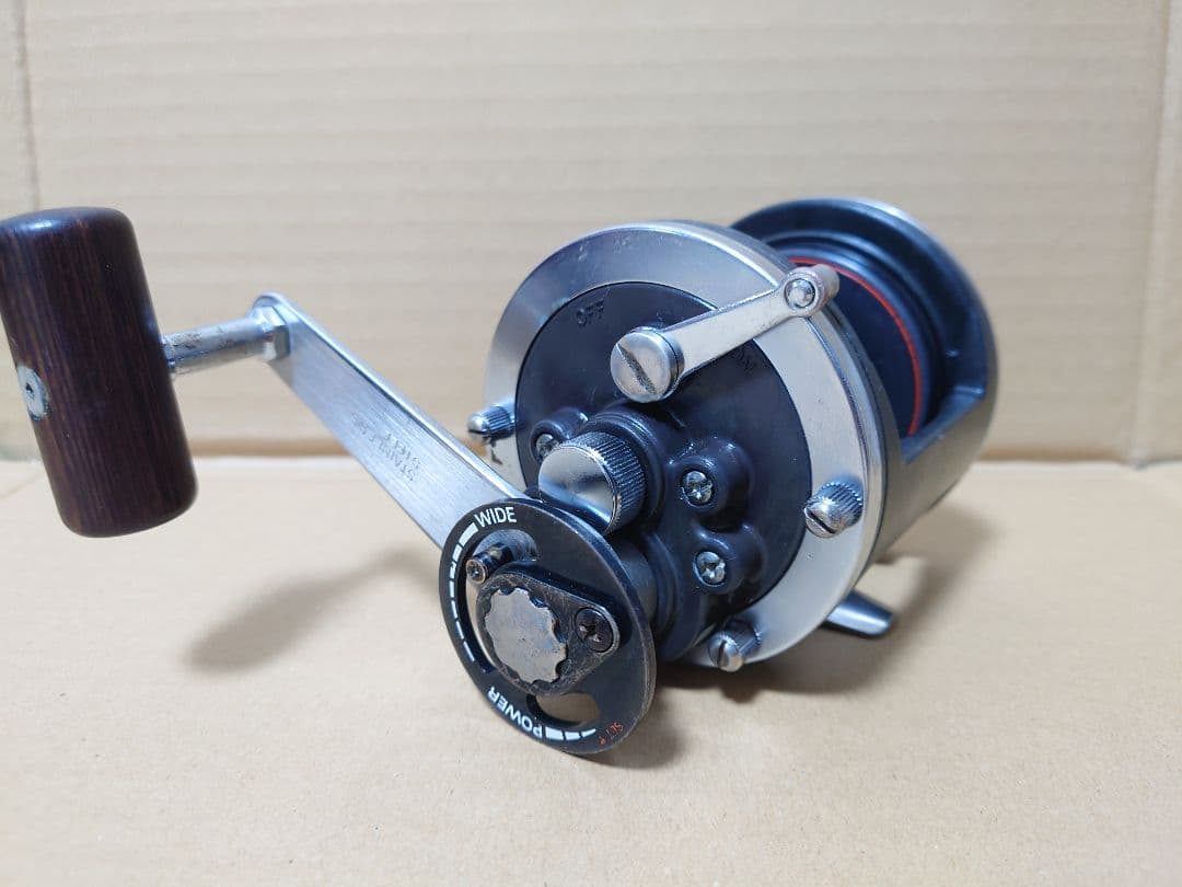 週末限定値下げ　ダイワ　シーライン　ハンドルドラグ