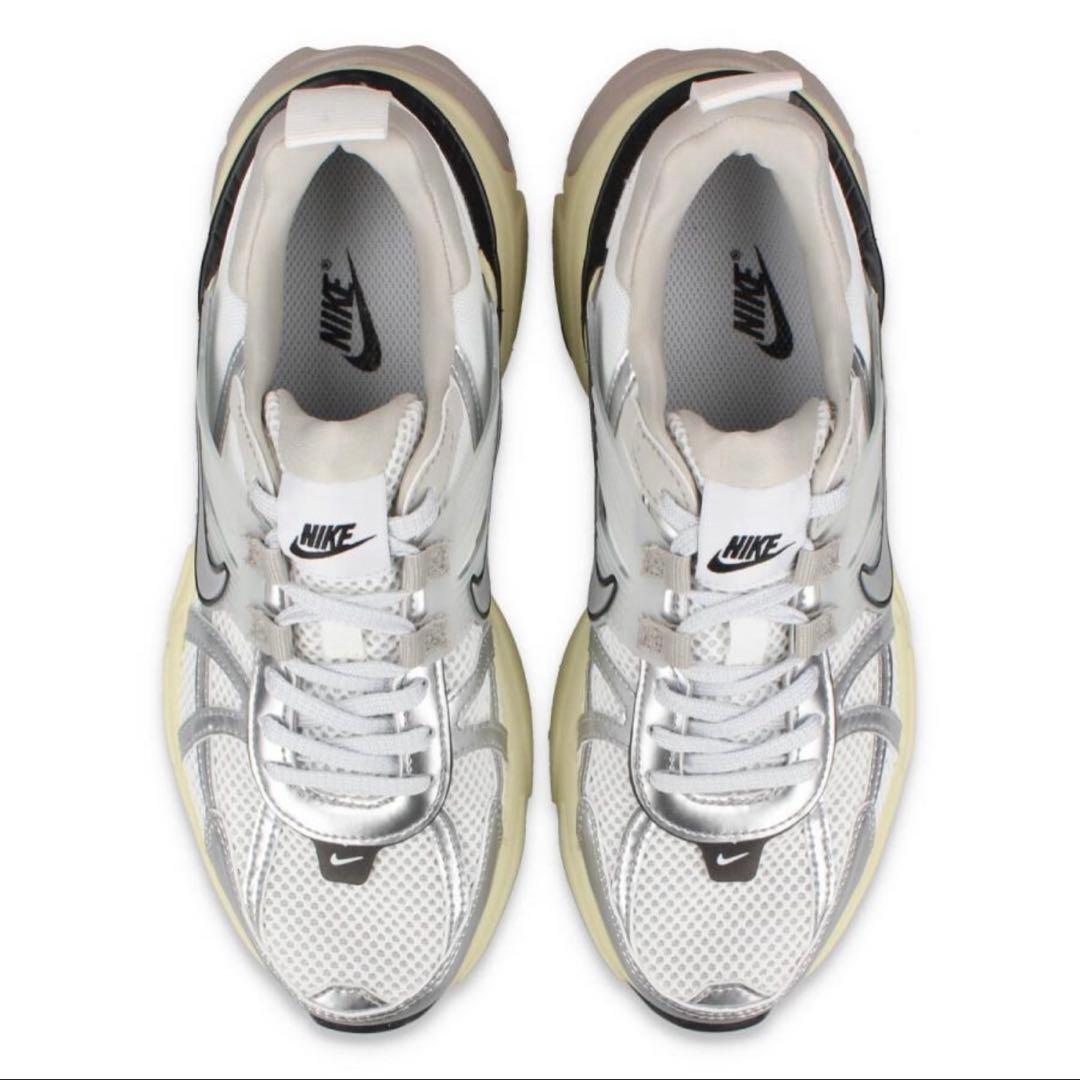 【入手困難】23cm NIKE W V2K RUN \"WHITE SILVER