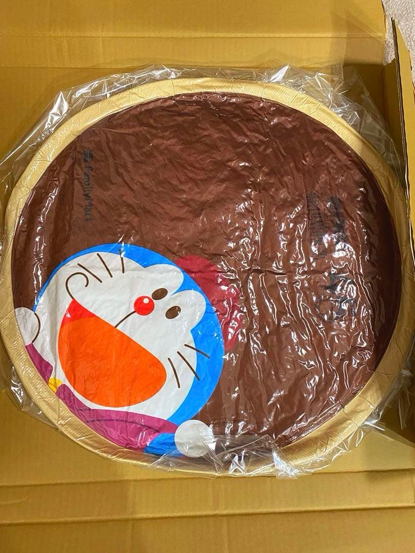 【希少】映画 ドラえもん 絵世界物語 ファミリーマート どら焼きクッション