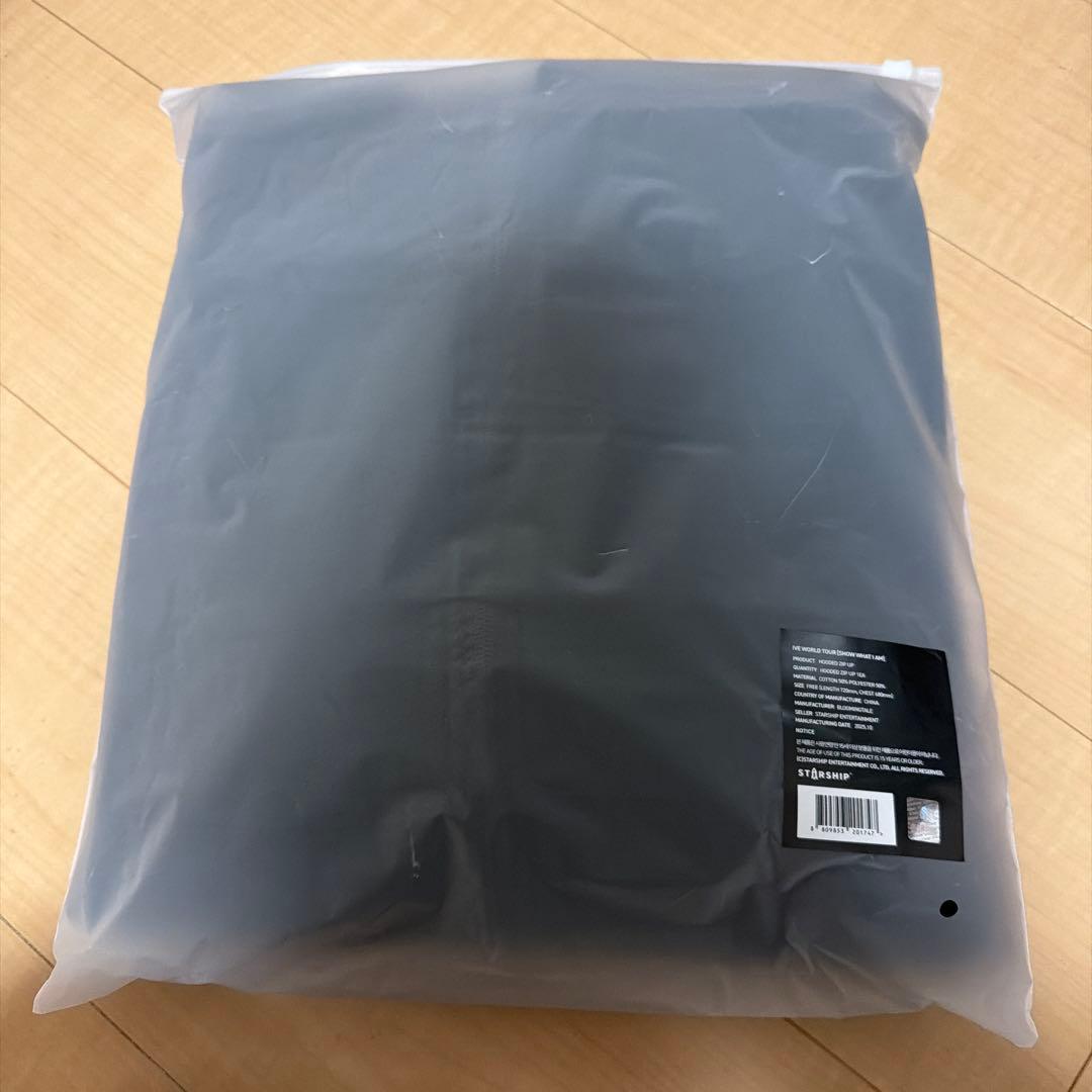 IVE ワルツ　ソウルコン　SHOW WHAT I AM ジップアップパーカー