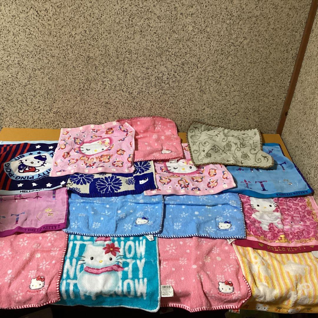 2139 ハローキティハンドタオルセット