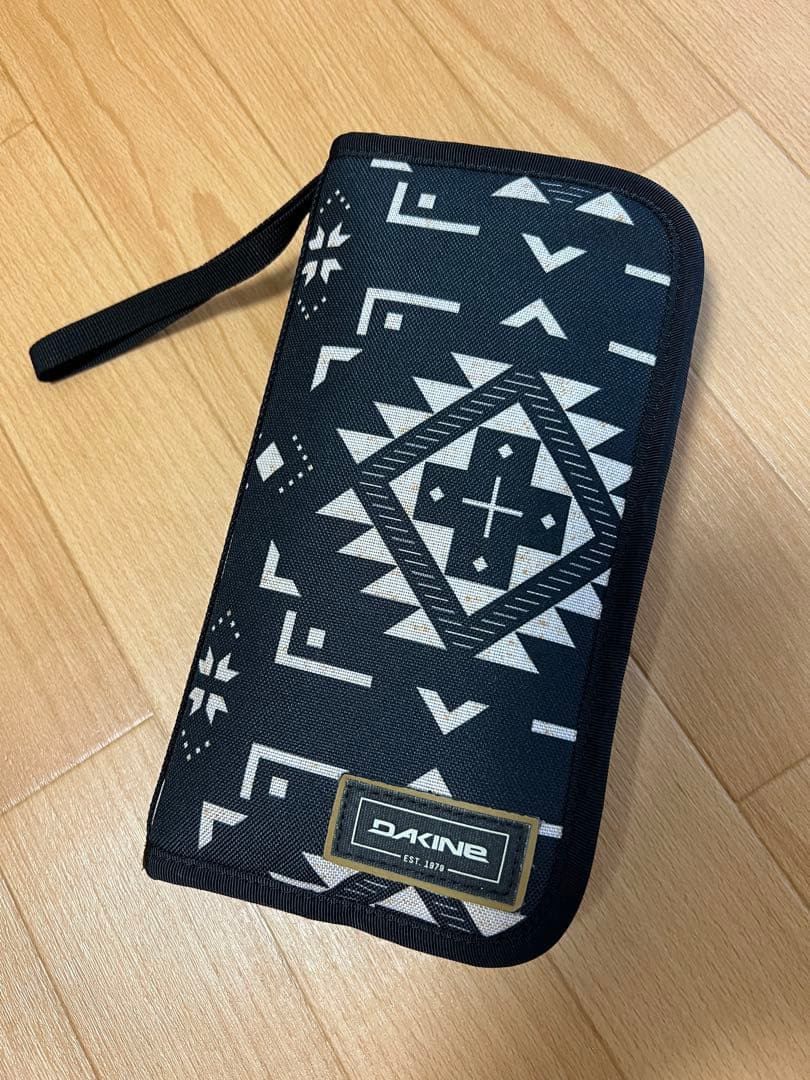 DAKINEダカイントラベルキャリー100 L バッグポーチ他一式 旅行に