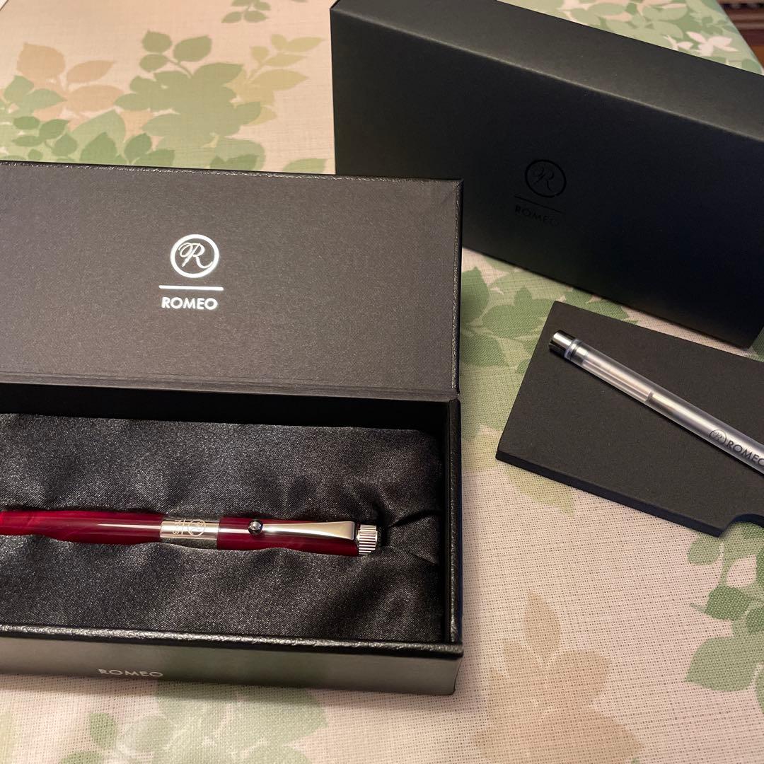 ROMEO No.3イタリアンレッド　新品　伊東屋